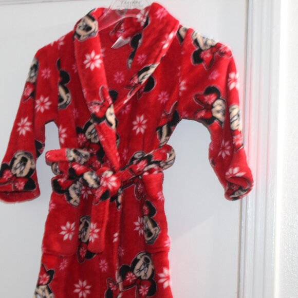 Girls Minnie mouse red plush bath robe - Picture 2 of 5